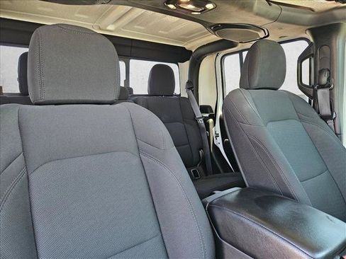 Used 2022 Jeep Gladiator Sport AWD/4WD image 14