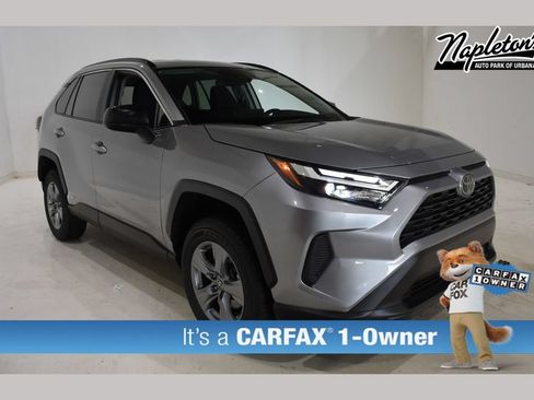 Used 2025 Toyota RAV4 LE AWD/4WD image 1