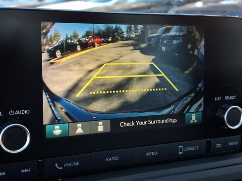 Certified 2024 Honda Accord EX image 18