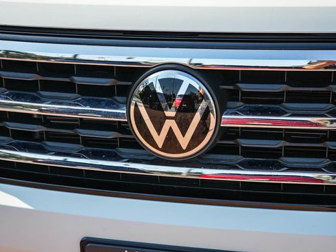 Used 2023 Volkswagen Atlas SE AWD/4WD image 10