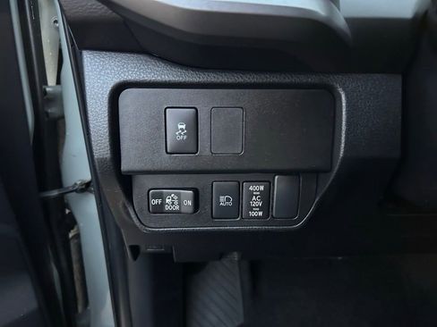 Used 2023 Toyota Tacoma TRD Off-Road AWD/4WD image 25