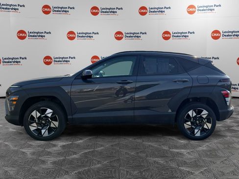 Certified 2025 Hyundai Kona SEL image 4