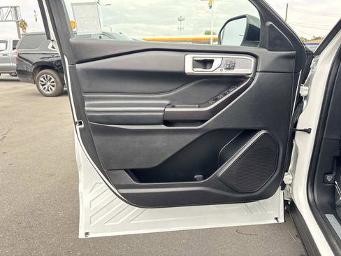 Used 2020 Ford Explorer Limited image 13