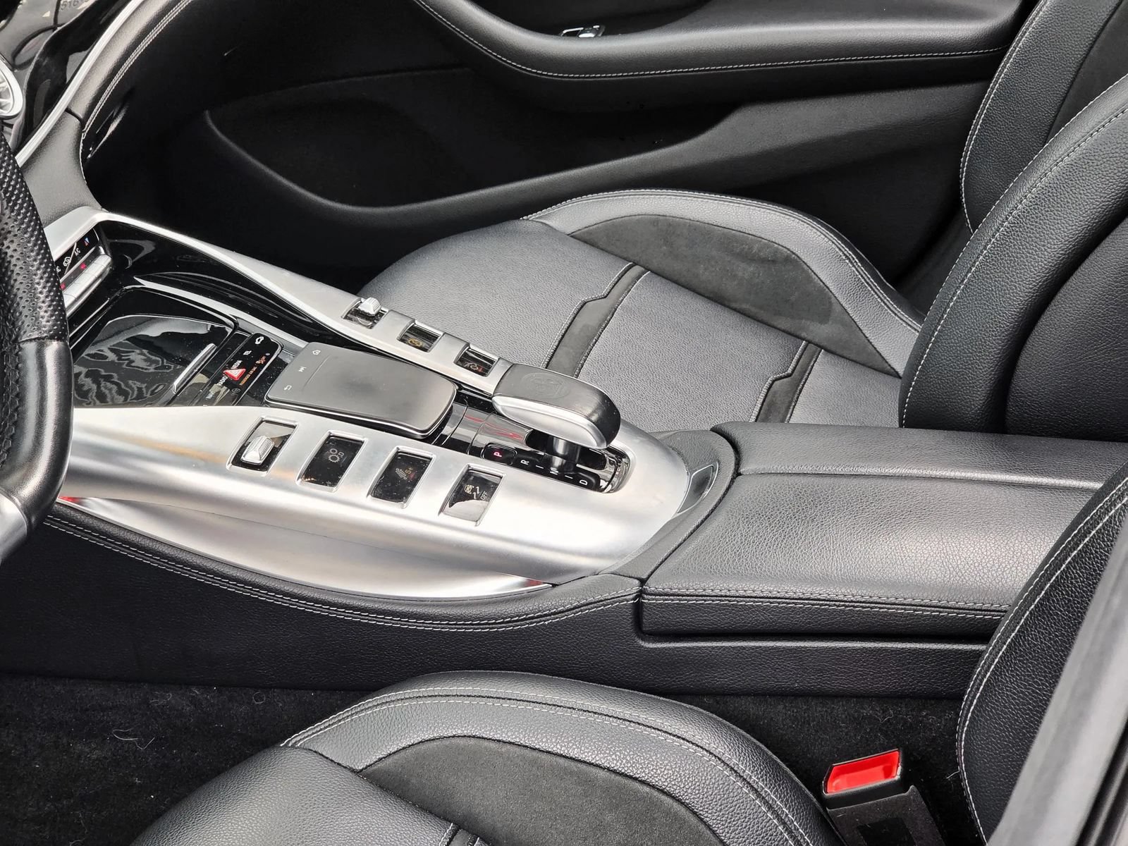 Used 2019 Mercedes-Benz AMG GT 53 image 32