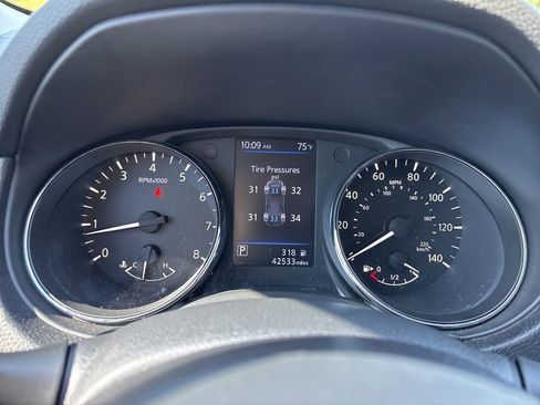 Used 2020 Nissan Rogue SL image 17