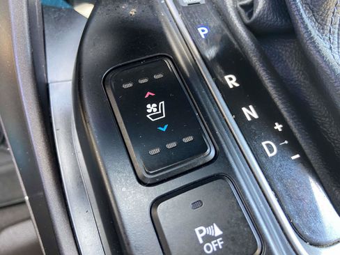 Used 2017 Hyundai Santa Fe Sport w/ 2.4L Tech Package 04 image 19
