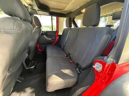 Used 2017 Jeep Wrangler Unlimited Sport w/ Quick Order Package 24S AWD/4WD image 12