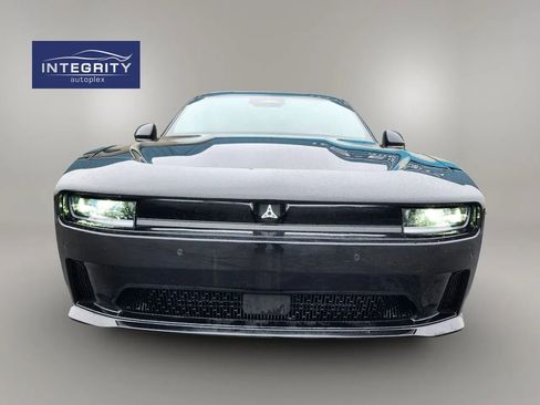 Used 2025 Dodge Charger Daytona R/T w/ Quick Order Package 25M R/T image 8