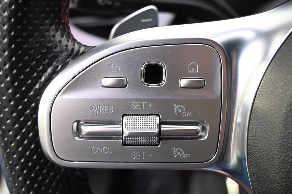Used 2020 Mercedes-Benz A 35 AMG 4MATIC image 37