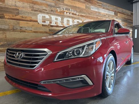 Used 2015 Hyundai Sonata SE w/ Option Group 09 image 11