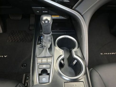 Used 2020 Toyota Camry XSE FWD image 10