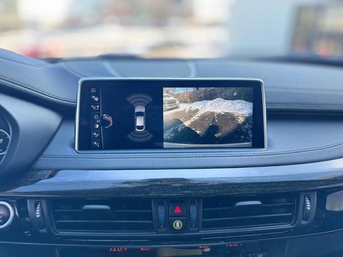 Used 2017 BMW X6 xDrive35i image 15