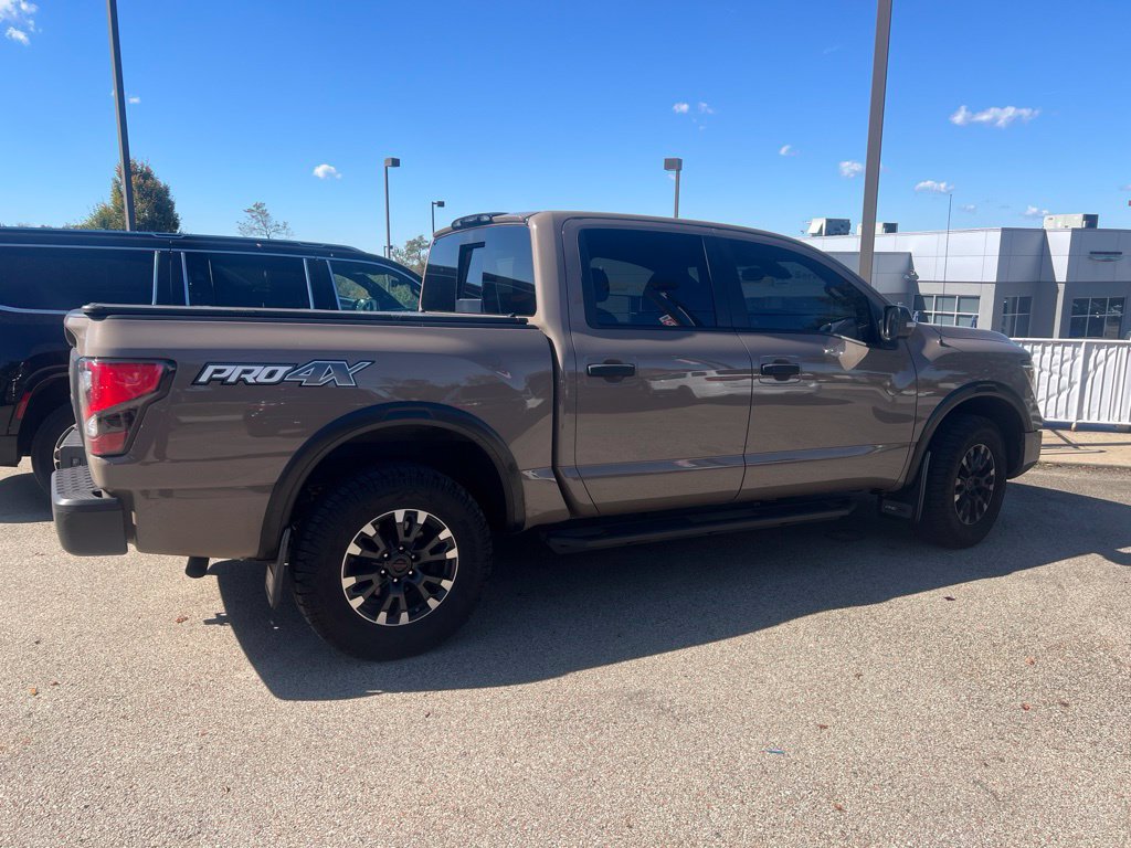 Used 2021 Nissan Titan PRO-4X w/ Pro-4x Convenience Package AWD/4WD image 2