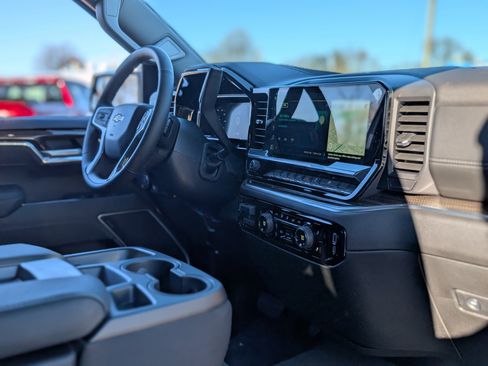 New 2026 Chevrolet Silverado 1500 LT image 33