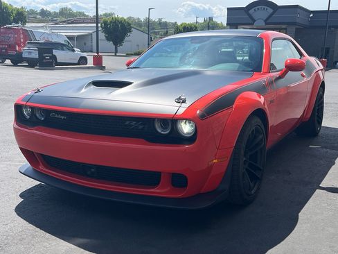 Used 2023 Dodge Challenger R/T Scat Pack RWD image 3