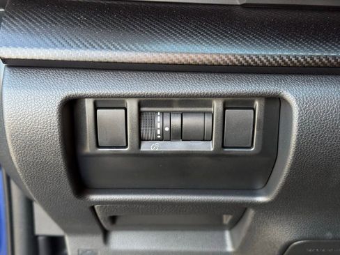 Certified 2025 Subaru Crosstrek 2.0i Premium image 10