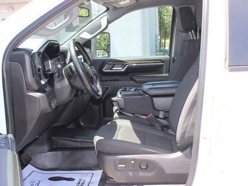 Used 2024 Chevrolet Silverado 3500 LT w/ Convenience Package AWD/4WD image 10