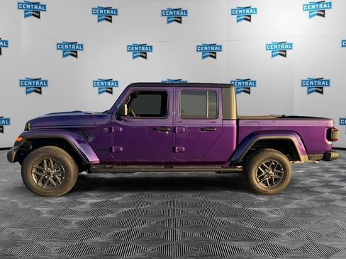 New 2026 Jeep Gladiator Sport image 2