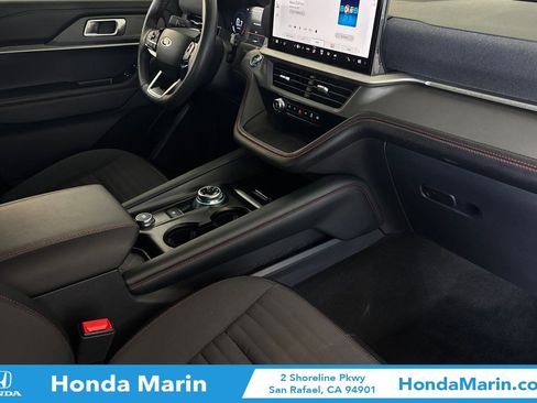 Used 2025 Ford Explorer ST-Line AWD/4WD image 21