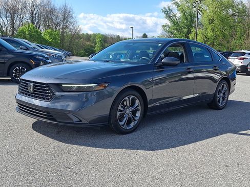 Used 2023 Honda Accord EX image 3