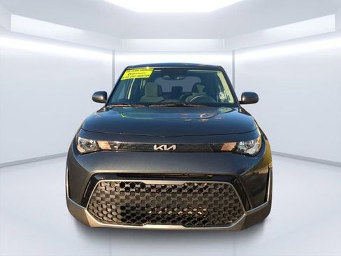 Used 2025 Kia Soul EX image 8