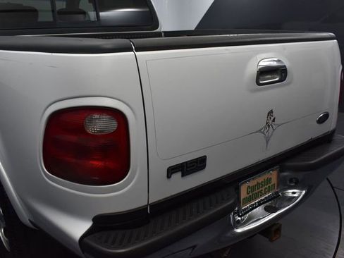 Used 2001 Ford F150 XLT AWD/4WD image 16