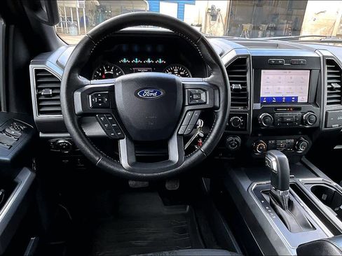 Used 2019 Ford F150 XLT w/ Equipment Group 302A Luxury image 6