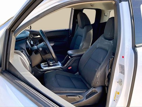 Used 2022 Chevrolet Colorado LT w/ Fleet Safety Package image 26