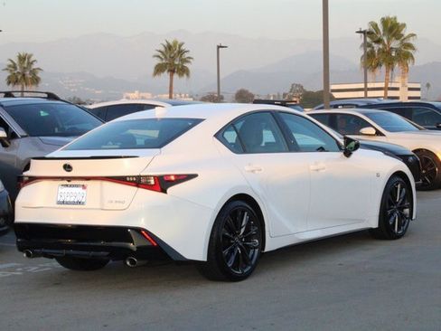 Certified 2025 Lexus IS 350 F Sport image 21