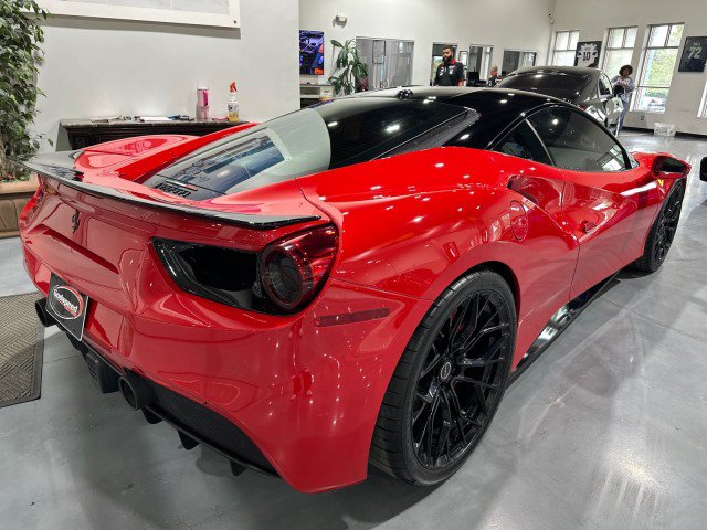 Used 2016 Ferrari 488 GTB RWD image 2
