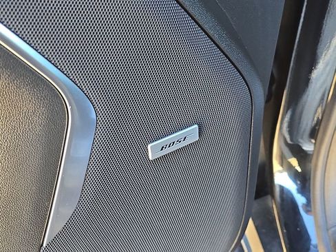 Certified 2024 Chevrolet Suburban High Country w/ Advanced Technology Package image 27