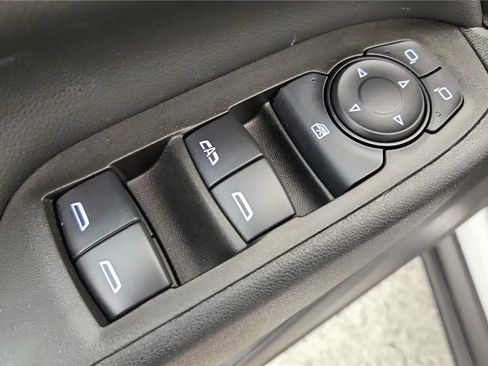 Used 2024 Chevrolet Equinox LT AWD/4WD image 31