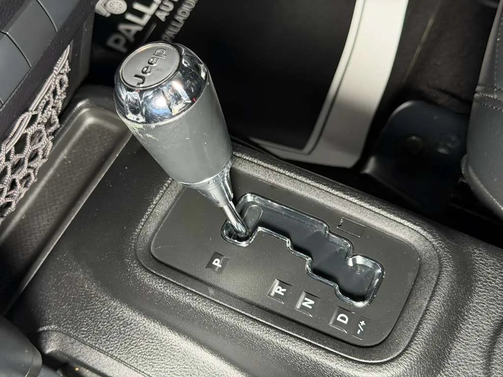 Used 2013 Jeep Wrangler Unlimited Sport AWD/4WD image 28