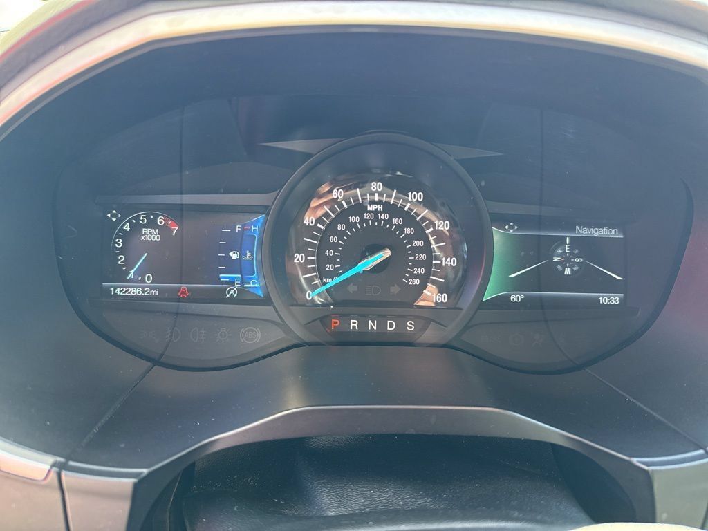 Used 2019 Ford Edge SEL w/ Cold Weather Package AWD/4WD image 20