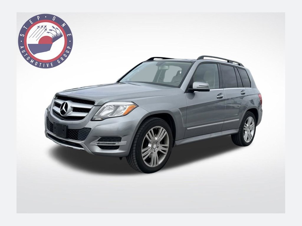 Used 2013 Mercedes-Benz GLK 350 4MATIC image 1