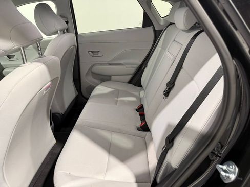 Used 2026 Hyundai Kona SEL Sport image 9