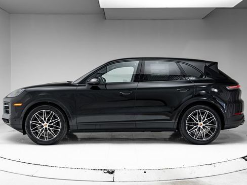 New 2026 Porsche Cayenne image 2
