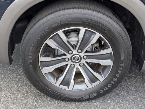 Used 2020 Nissan Armada SL w/ Premium Package image 29