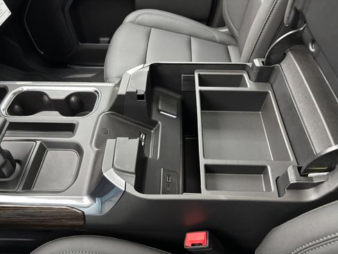New 2026 GMC Sierra 1500 Elevation w/ Elevation Premium Package AWD/4WD image 30