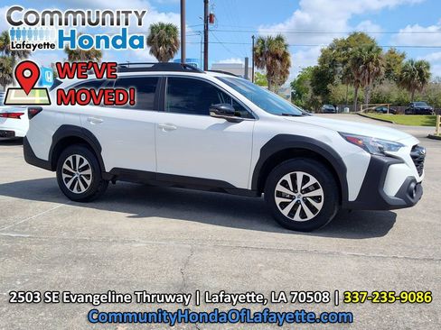 Used 2023 Subaru Outback Premium AWD/4WD image 13