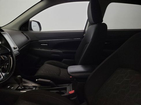 Used 2021 Mitsubishi Outlander Sport SE AWD/4WD image 17