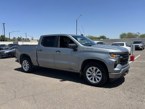 Used 2023 Chevrolet Silverado 1500 Custom RWD image 6