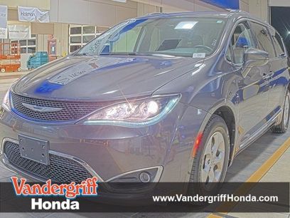 Used 2017 Chrysler Pacifica Touring-L Plus