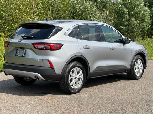Certified 2023 Ford Escape Active AWD/4WD image 31