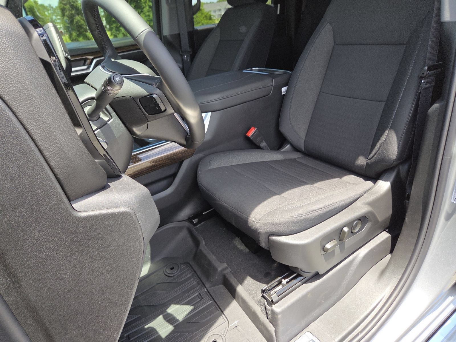 New 2026 GMC Sierra 3500 SLE AWD/4WD image 23