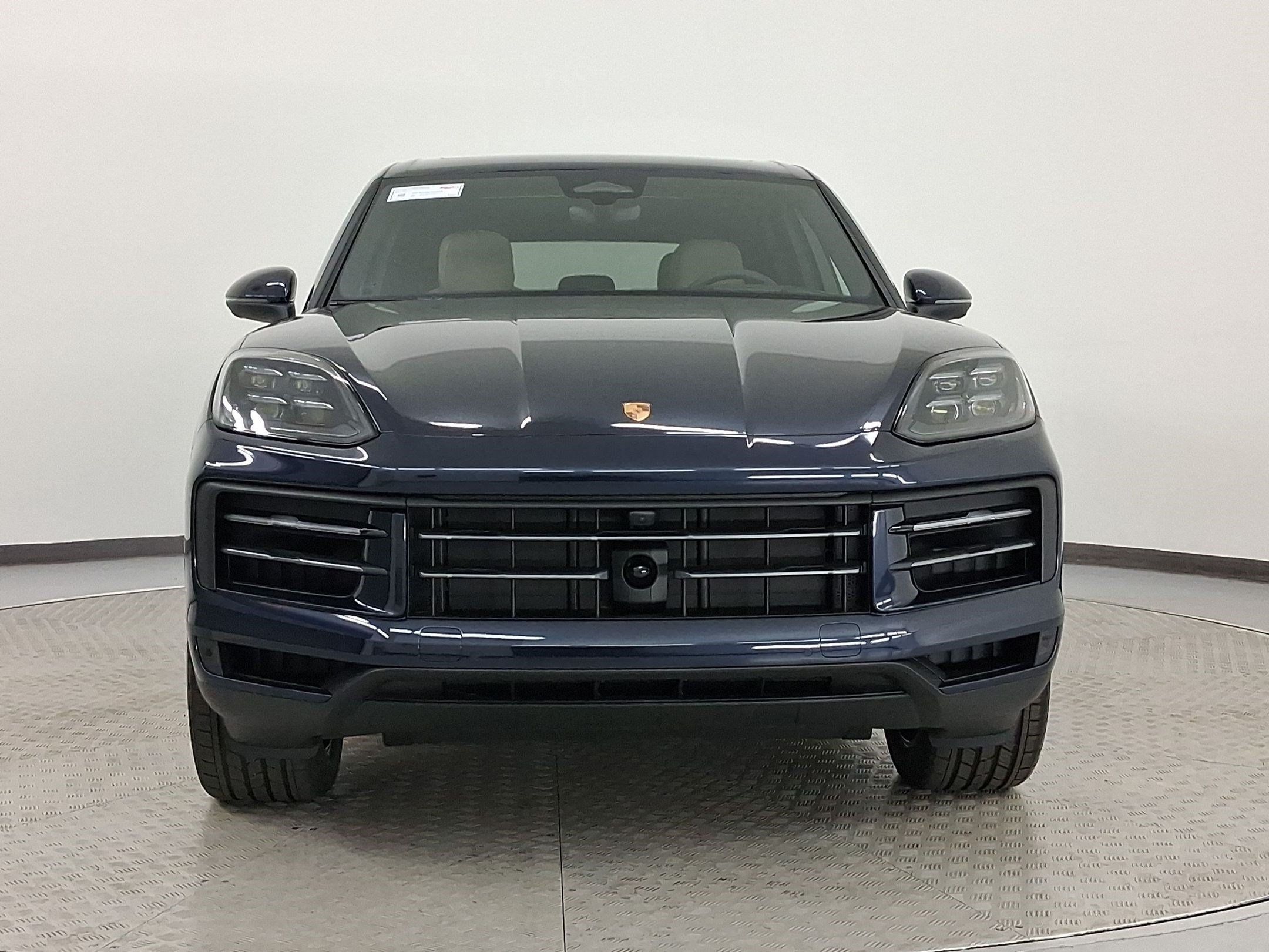 Used 2026 Porsche Cayenne AWD/4WD image 5
