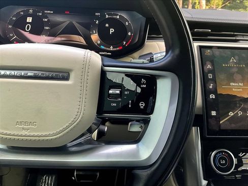 Used 2022 Land Rover Range Rover Long Wheelbase SE AWD/4WD image 10