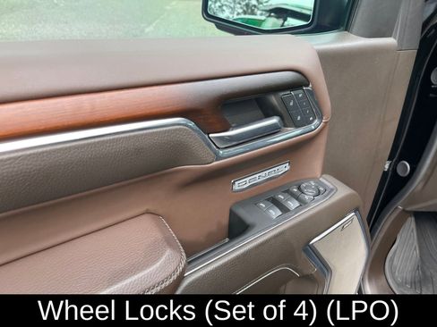 Used 2024 GMC Sierra 1500 Denali w/ Denali Reserve Package image 12