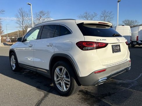 Certified 2021 Mercedes-Benz GLA 250 4MATIC image 5