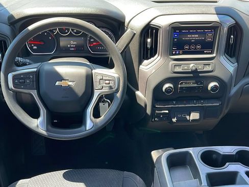 Used 2022 Chevrolet Silverado 2500 Custom w/ Gooseneck/5TH Wheel Package RWD image 16